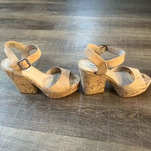 Steve Madden Leighton Camel Suede Boot